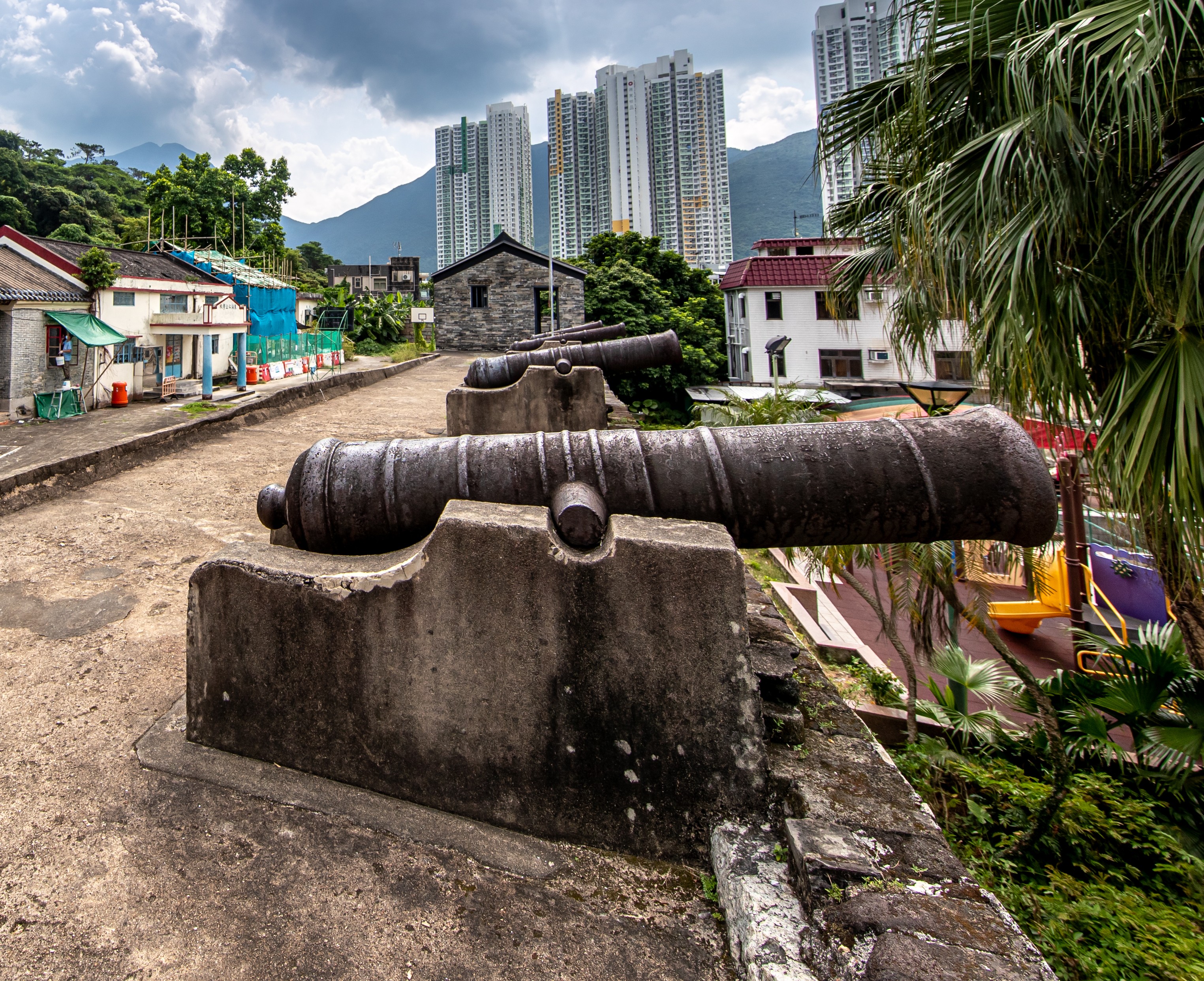 東涌小炮台及虎地灣灰窰