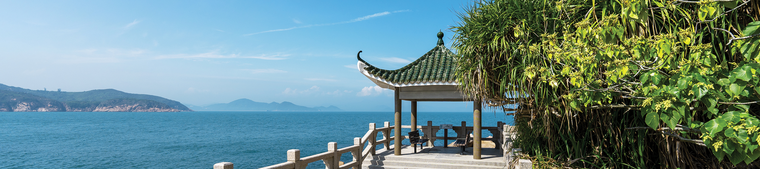 hero-explores-cheung-chau-the-mini-great-wall