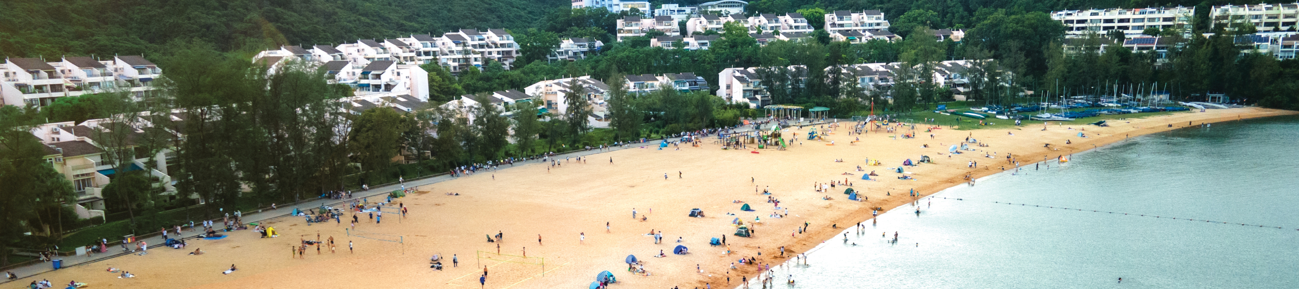 hero-explores-discovery-bay-tai-pak-beach