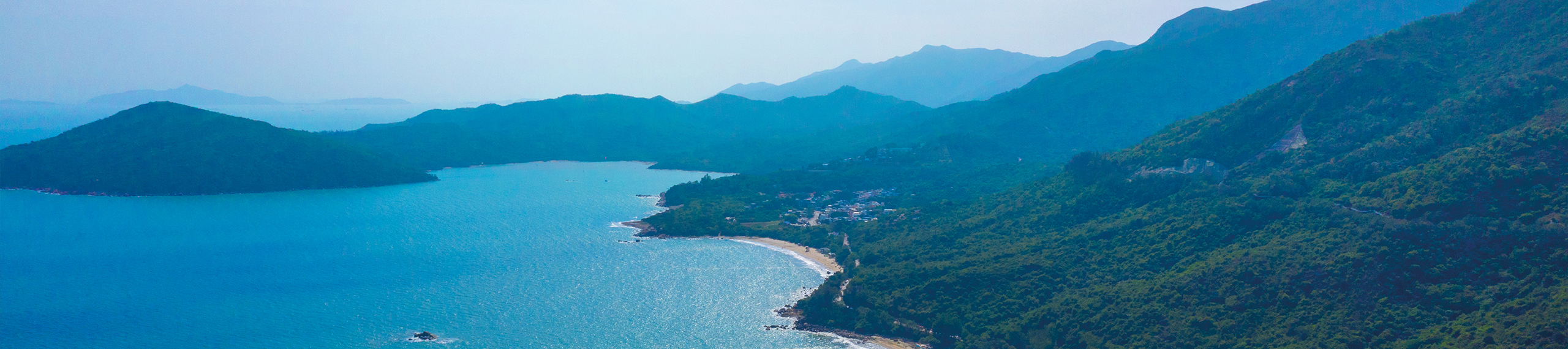 hero-explores-lantau-south-cheung-sha-beach